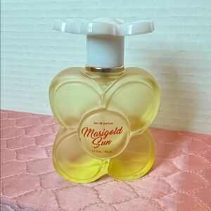 Tru Fragrance & Beauty "Marigold Sun" 1.7 Fl Oz NWOB